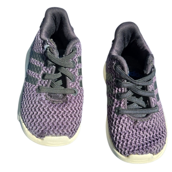 ADIDAS Performance Girls' Racer TR Inf Sneaker,Carbon/Core Black Size 5K - Picture 1 of 7